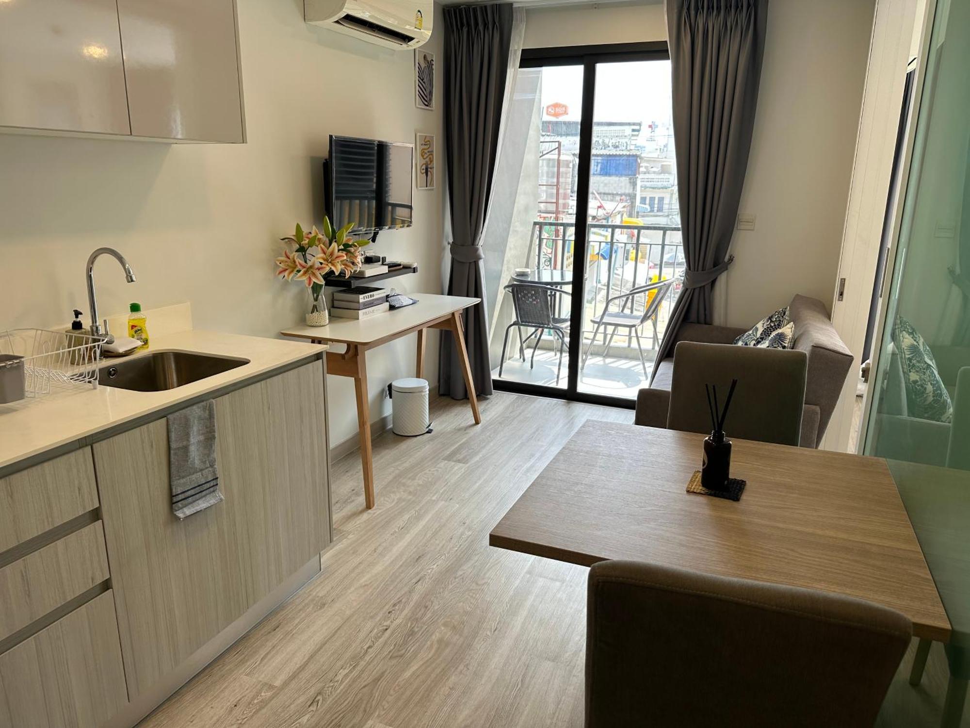 New Cosy At Marvest Center